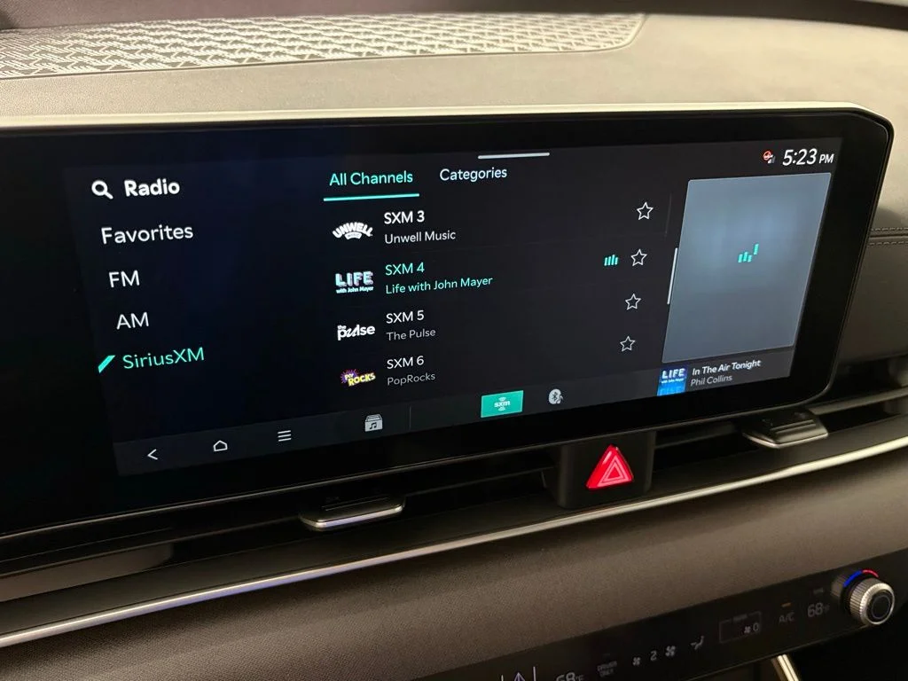 New 2026 Ceramic Silver Kia EX image 25