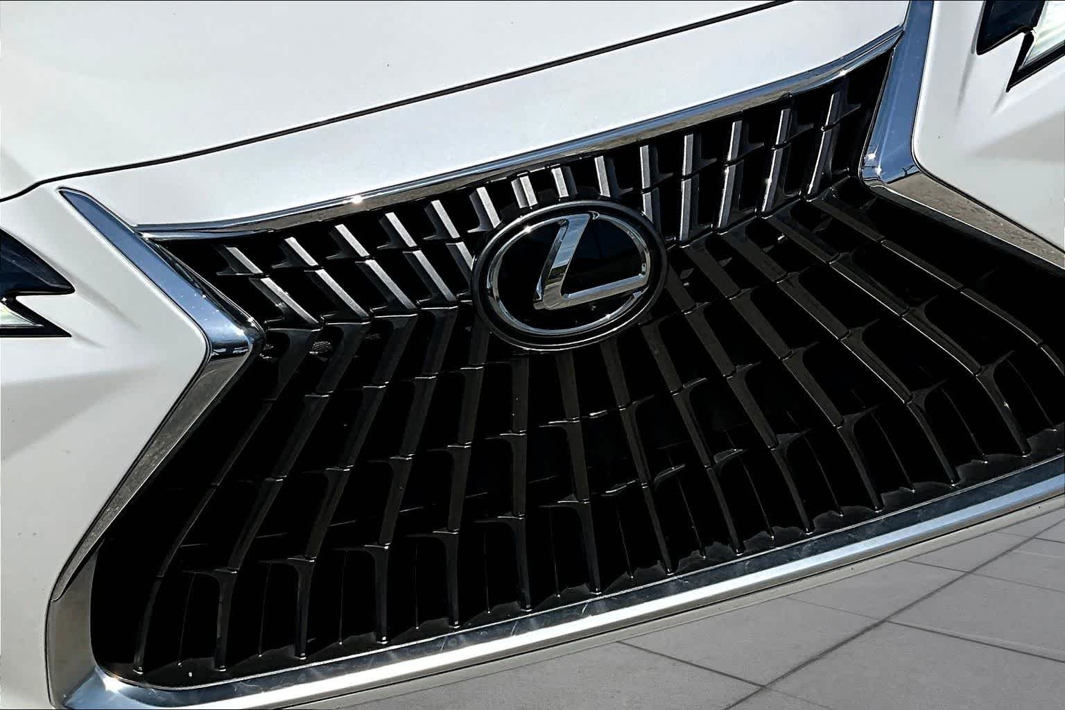Certified Used 2022 EMINENT WHITE PEARL Lexus  image 30