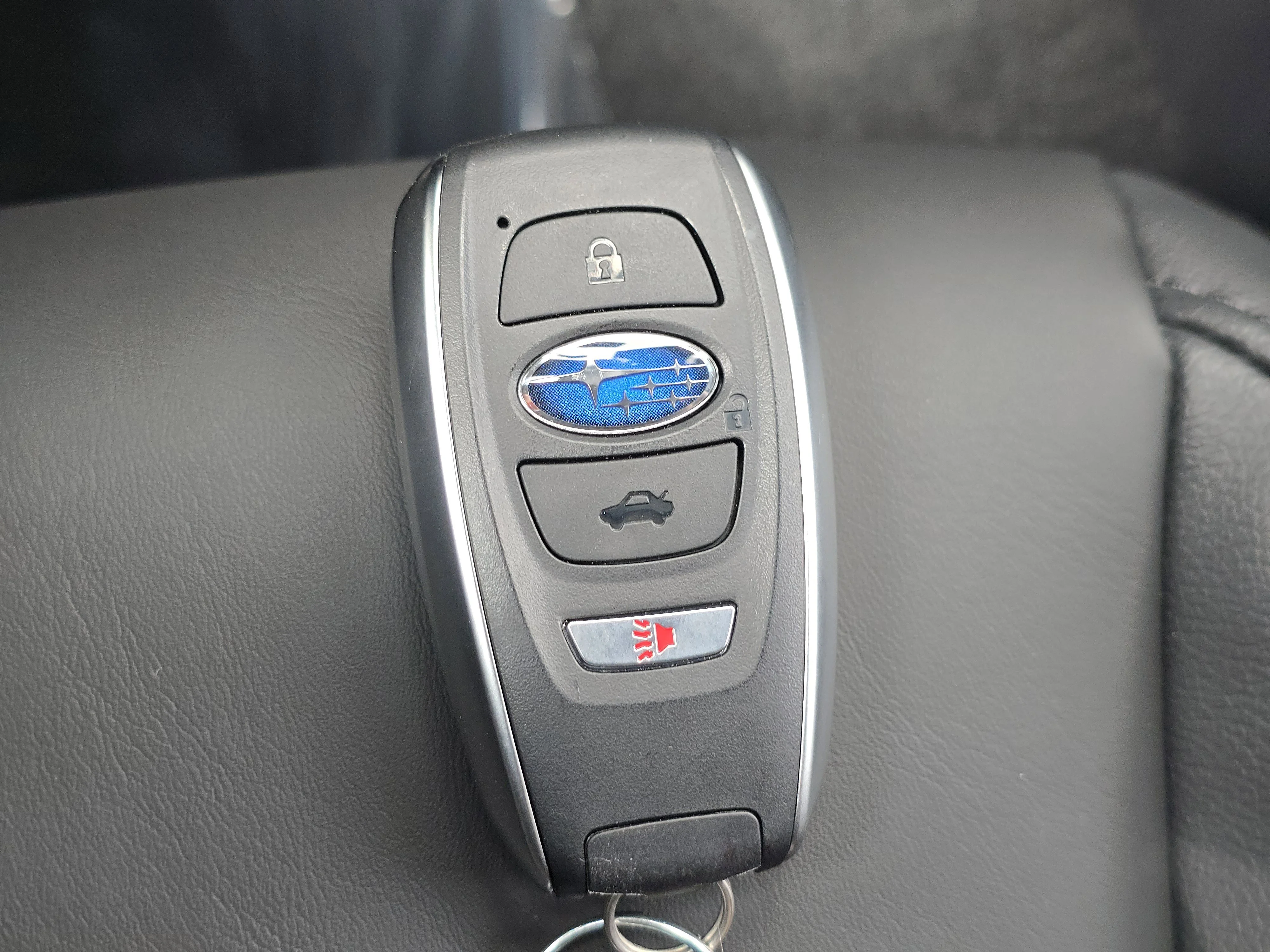 New 2026 Ice Silver Metallic Subaru Premium image 27