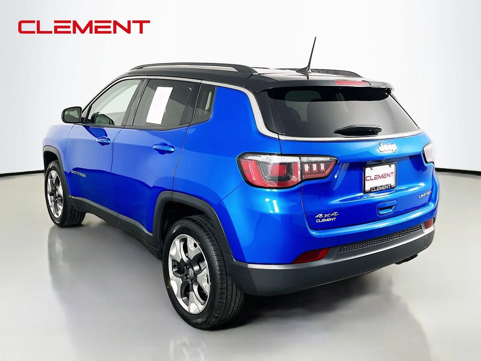 Used 2019 Blue Jeep Limited image 9