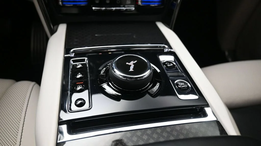 Certified Used 2022 White Rolls-Royce Black Badge image 19