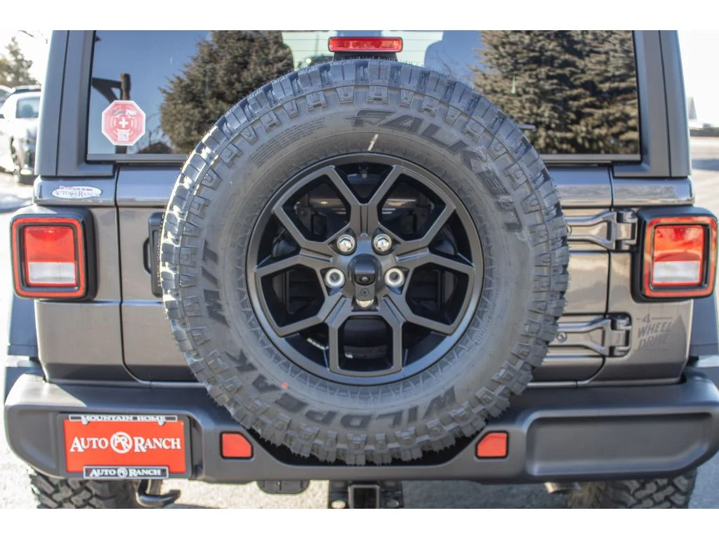 New 2026 Granite Crystal Metallic Clearcoat Jeep Willys image 7
