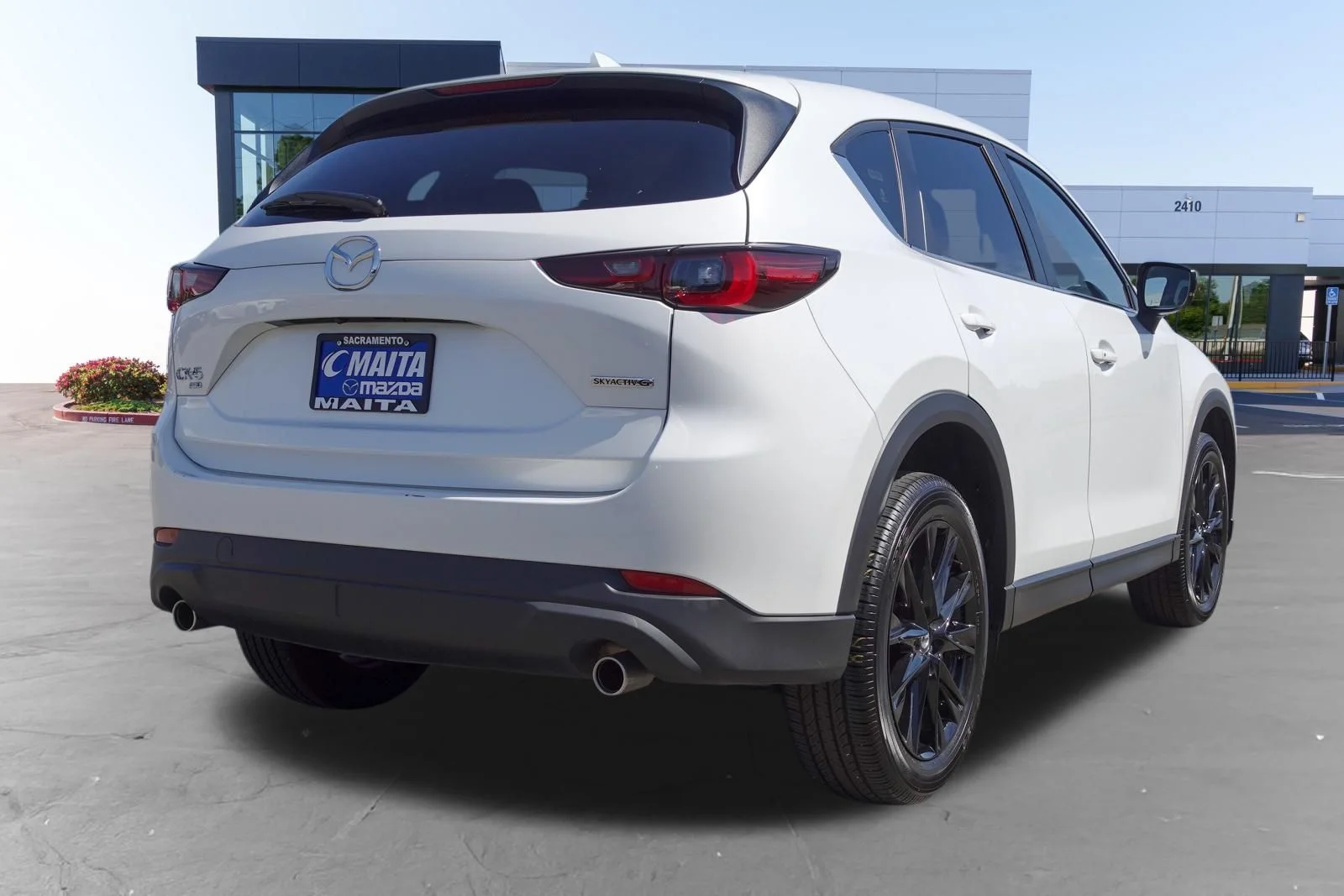 Certified Used 2025 Rhodium White Metallic Mazda 2.5 S Carbon Edition image 4