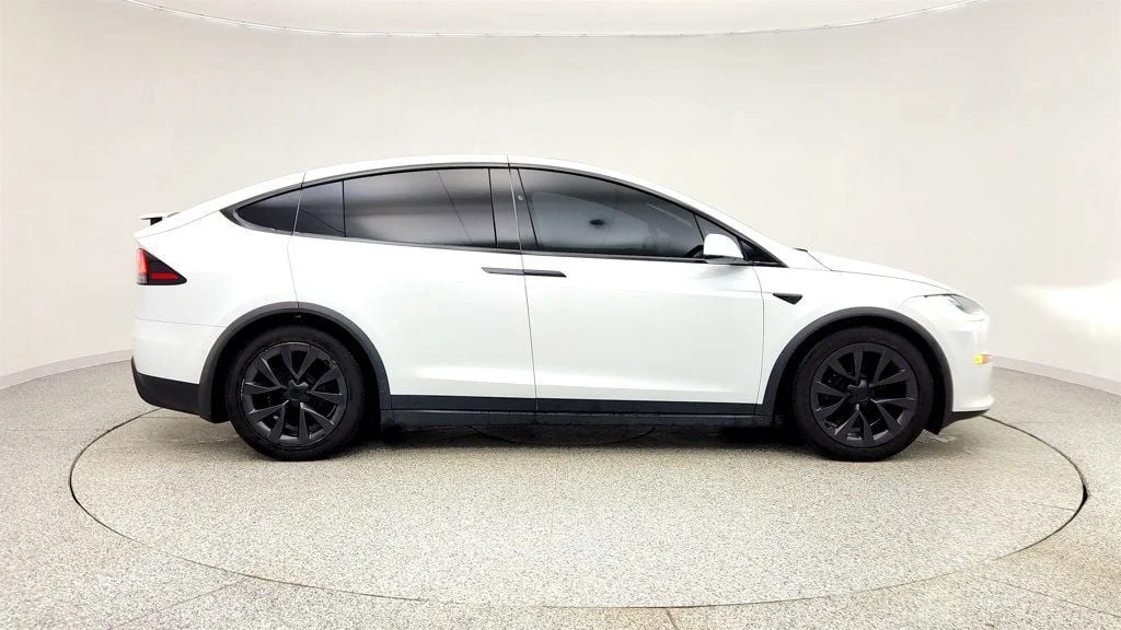 Used 2022 Pearl White Multi-Coat Tesla AWD image 4