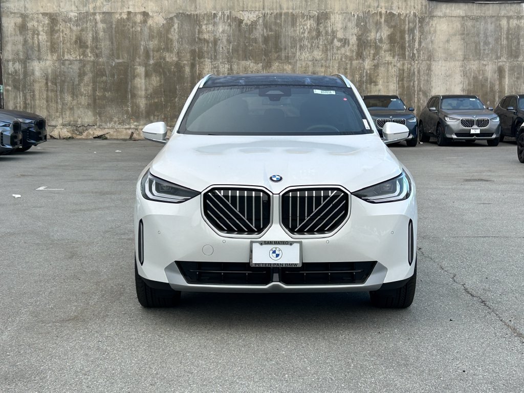 New 2026 Mineral White Metallic BMW 30 xDrive image 8