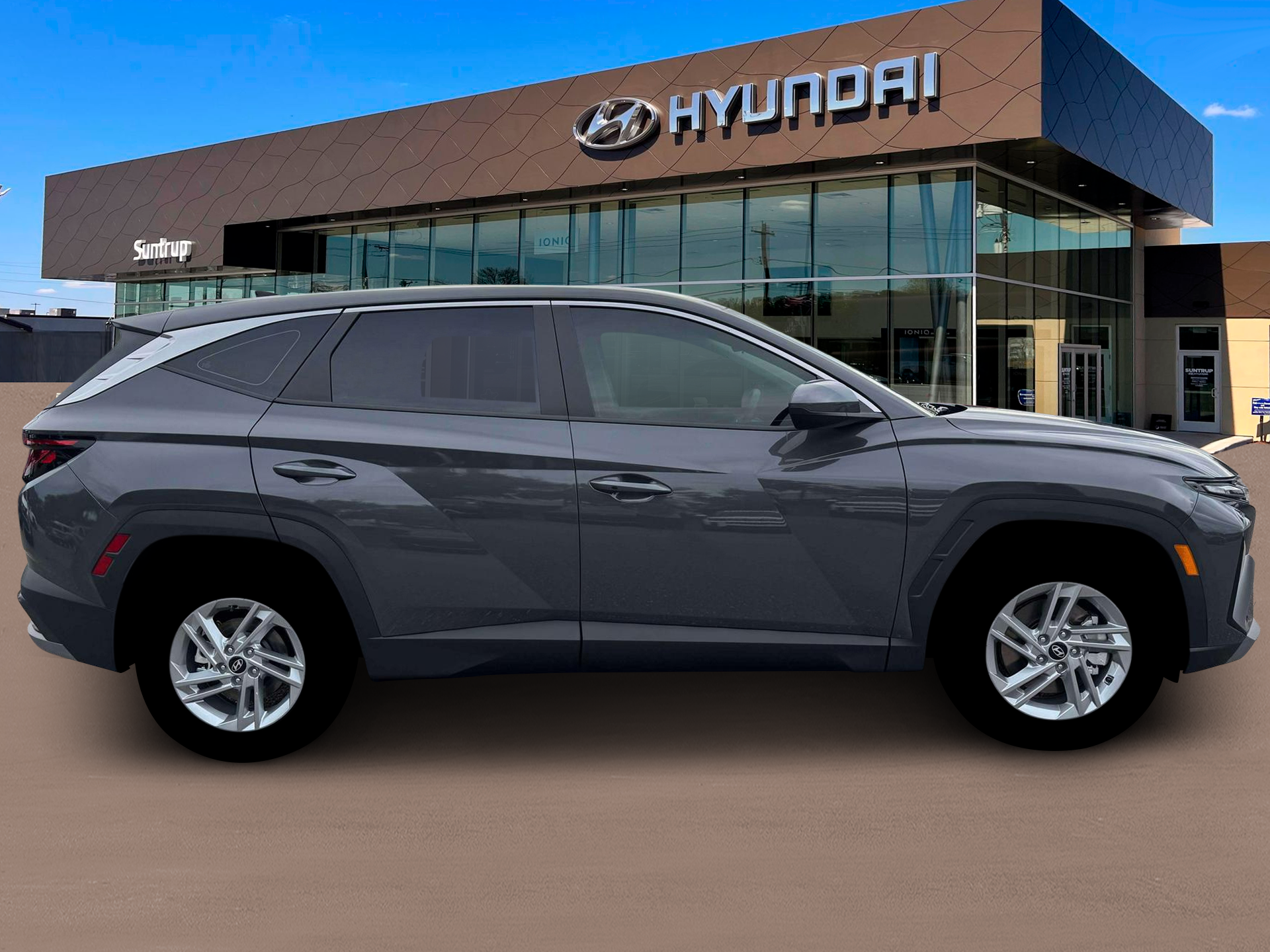 New 2026 Ecotronic Gray Hyundai SE FWD image 9