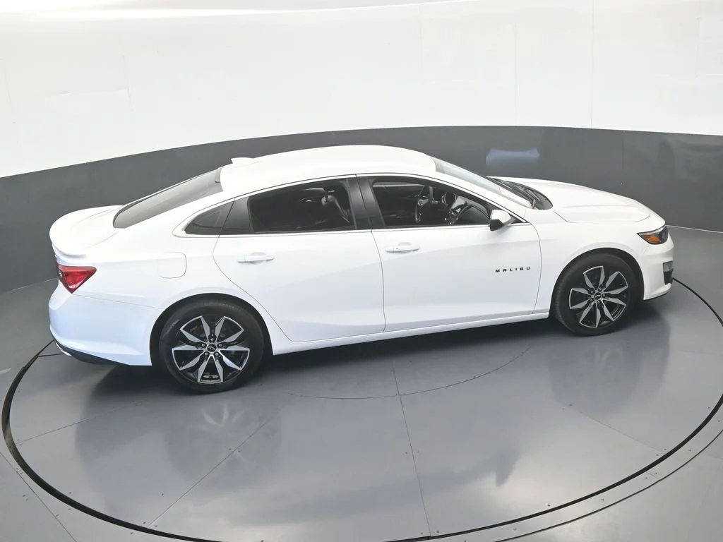 Used 2024 Summit White Chevrolet RS image 45