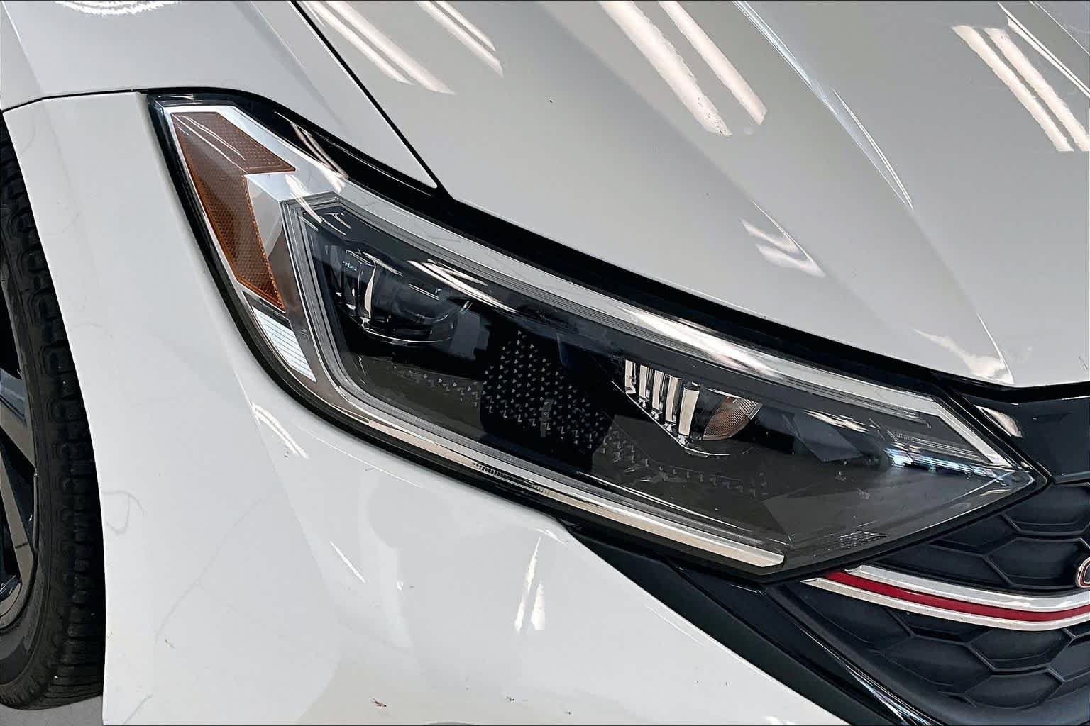 Used 2023 Pure White w/Black Roof Volkswagen Autobahn image 25