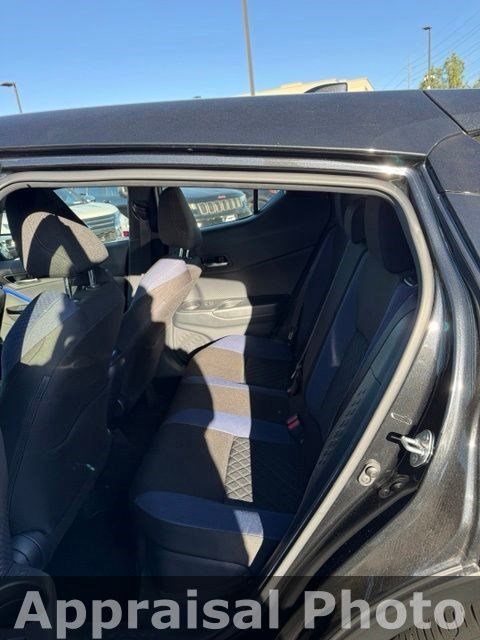 Used 2020 Black Toyota LE image 9