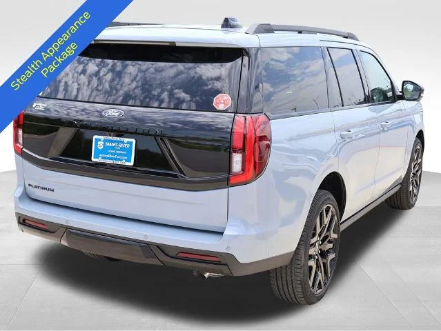 New 2027 Glacier Gray Metallic Tri-Coat Ford Platinum image 6