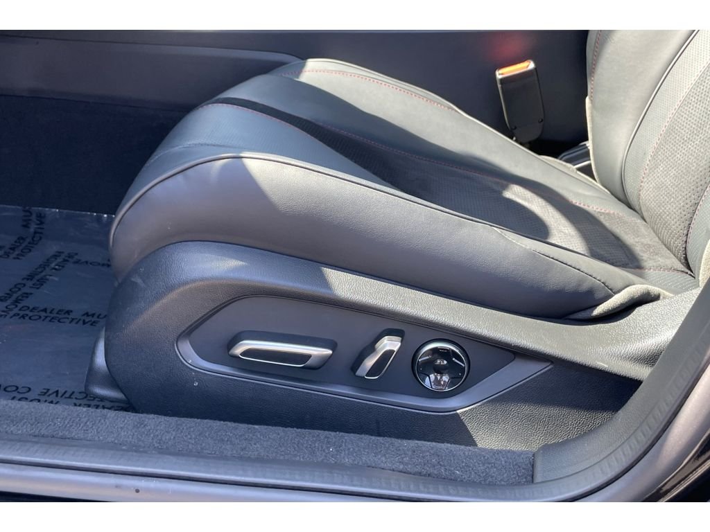 Used 2025 Majestic Black Pearl Acura w/A-Spec Package image 12