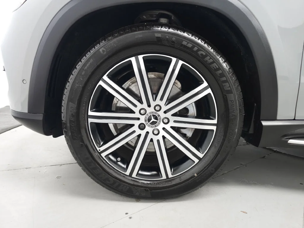 Certified Used 2026 MANUFAKTUR Alpine Gray Mercedes-Benz GLE 350 image 35