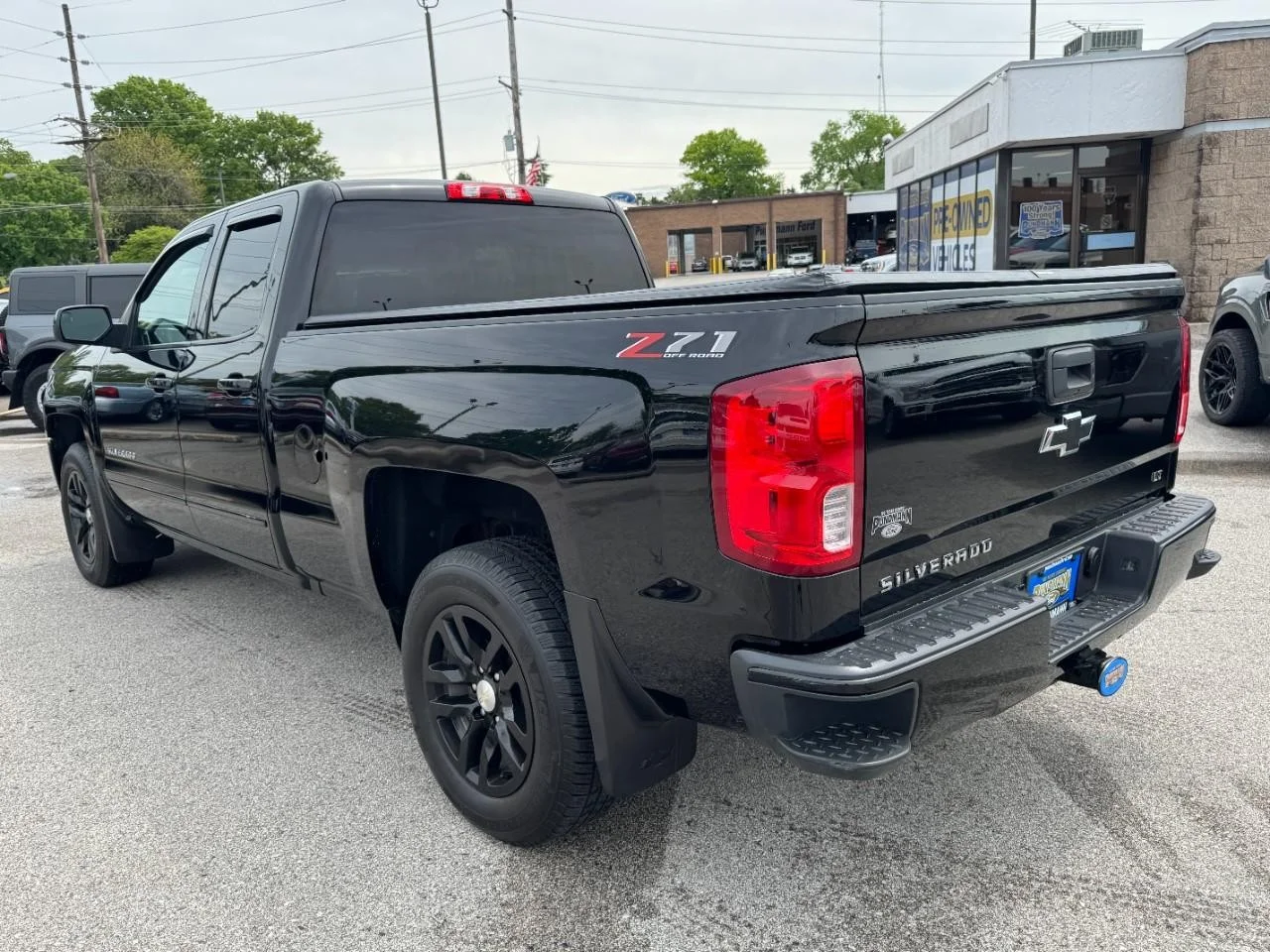 Used 2019 Black Chevrolet 4WD Double Cab LT w/2LT image 5