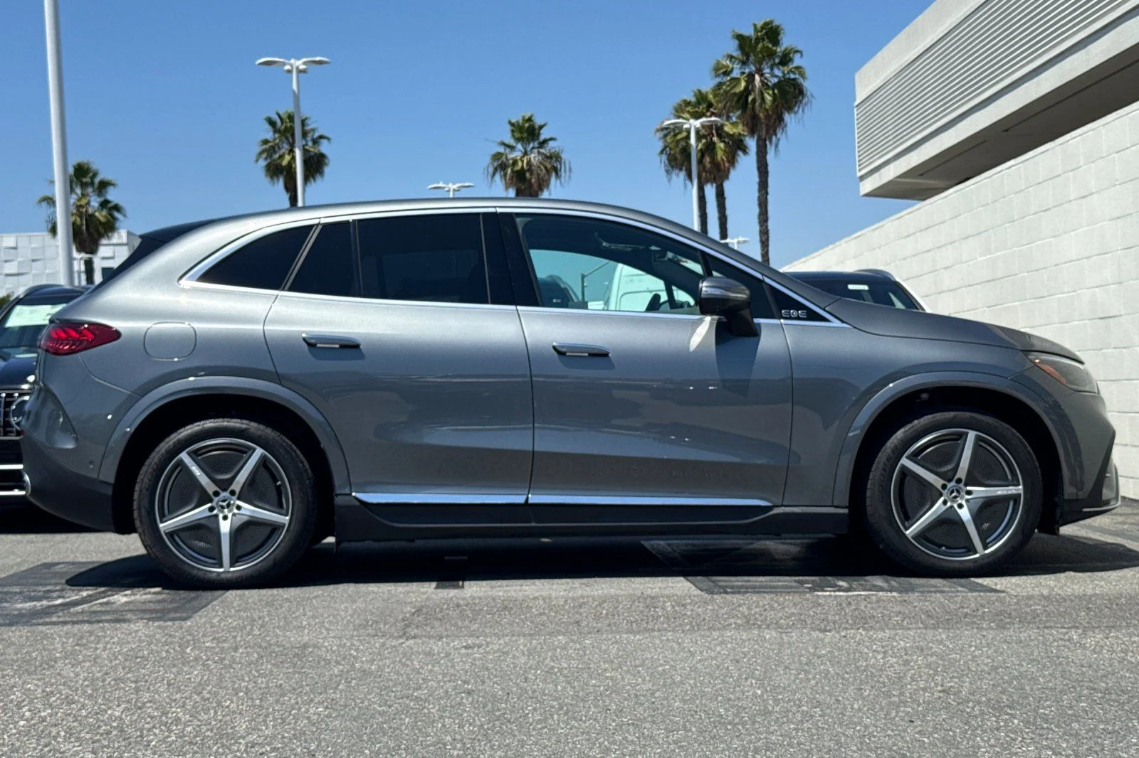 Certified Used 2025 Gray Mercedes-Benz 350 SUV image 3