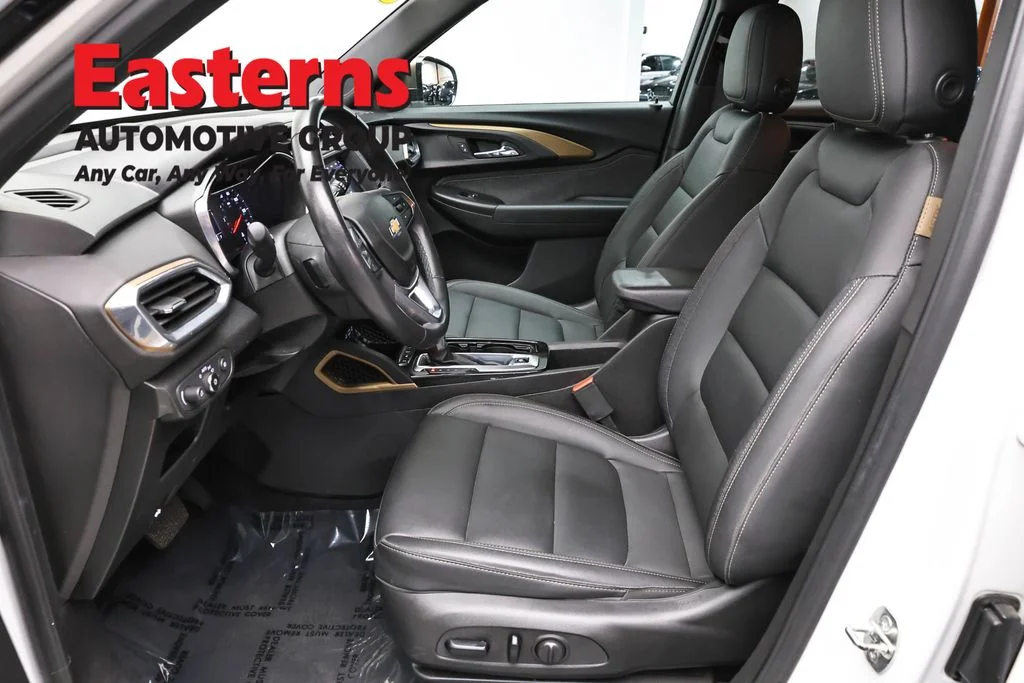 Used 2021 Beige Chevrolet ACTIV image 14