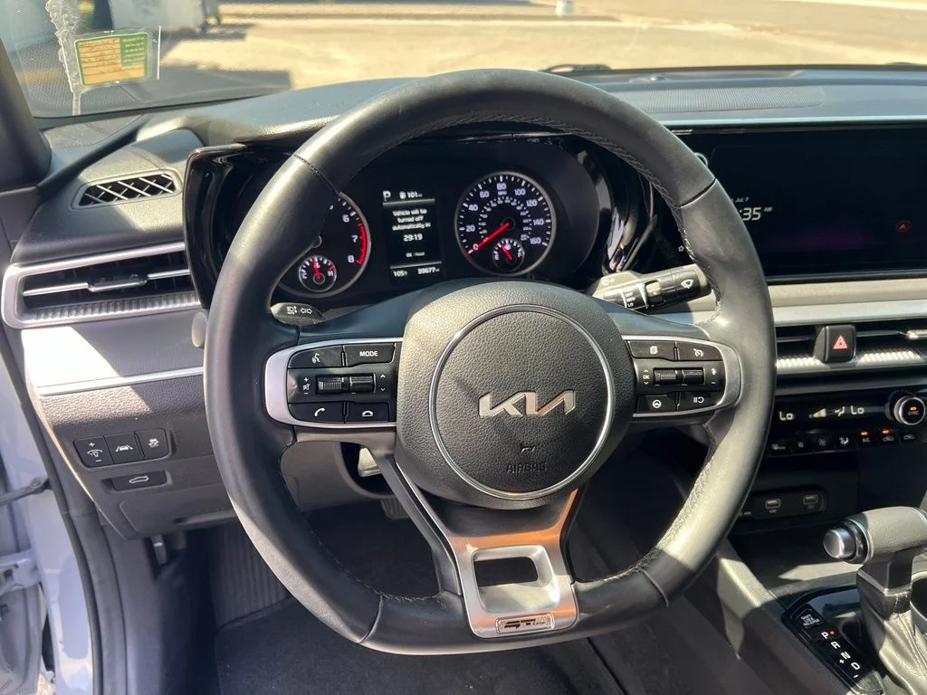 Used 2023 Wolf Gray Kia GT-Line image 12