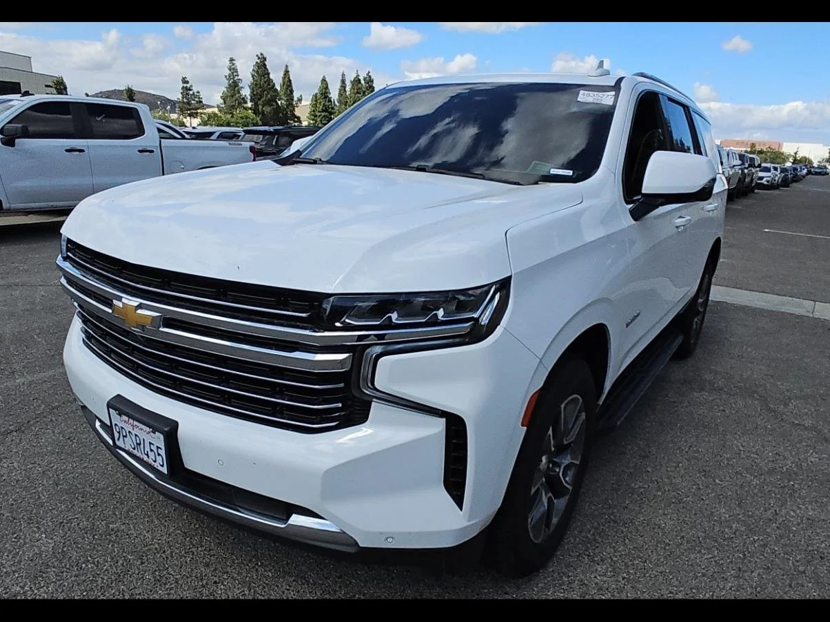 Used 2023 Summit White Chevrolet LT image 1