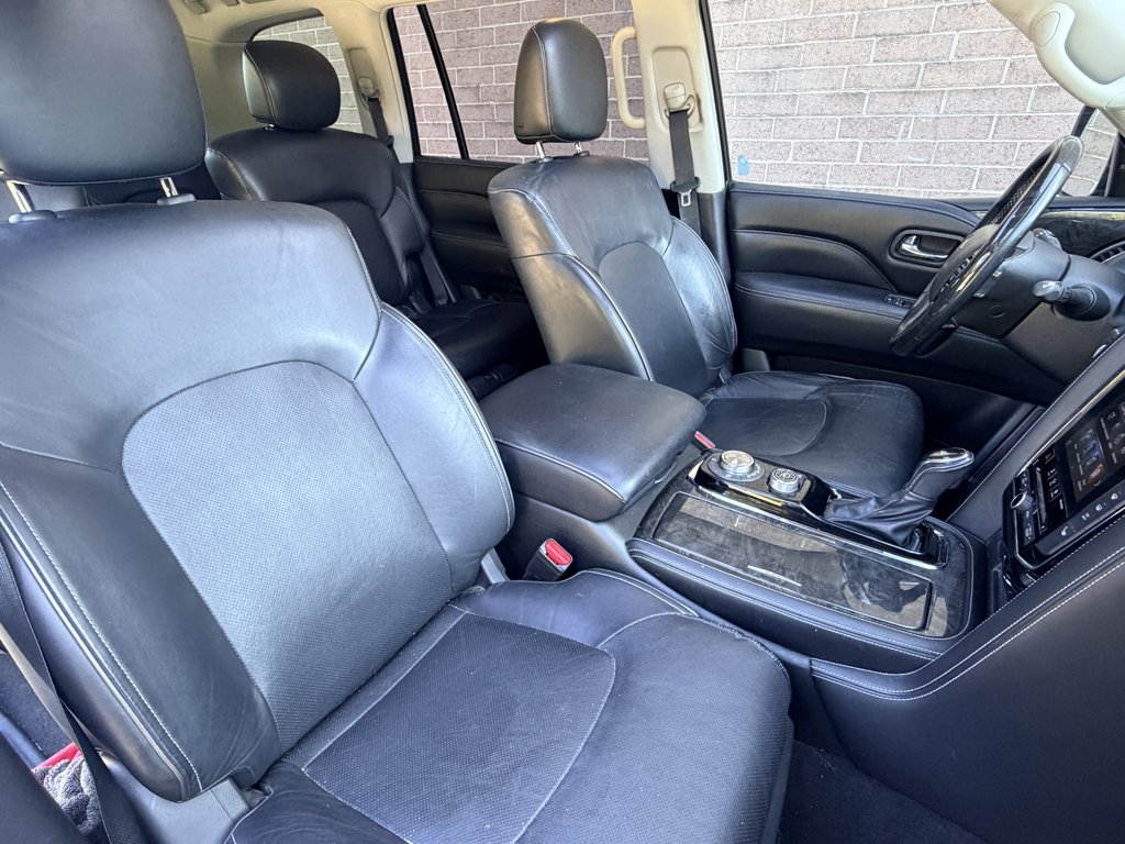 Used 2020 Liquid Platinum INFINITI LUXE image 18