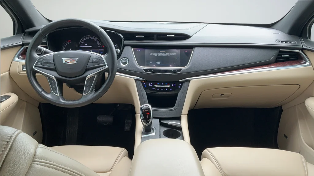 Used 2018 Silver Cadillac Premium Luxury image 7