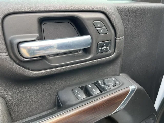 2022 GMC Sierra 2500HD SLT - Photo 17