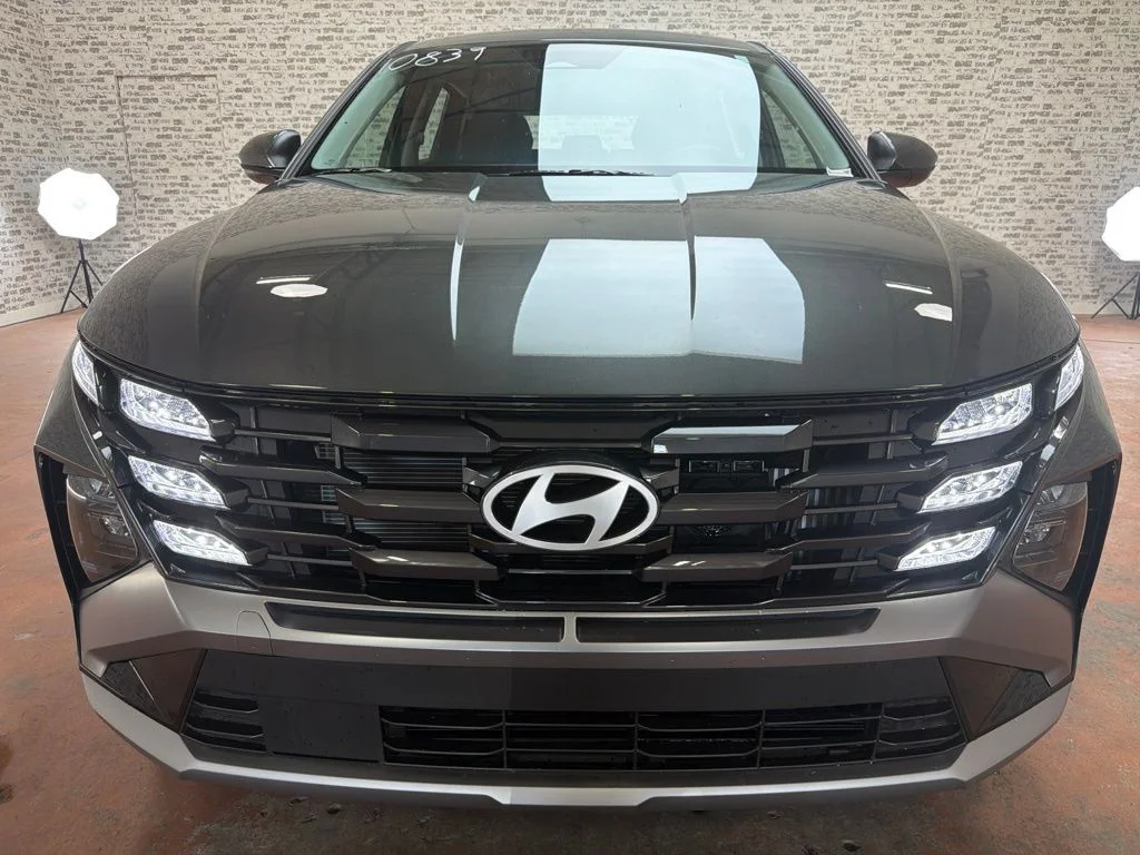 New 2026 Amazon Gray Hyundai  image 2
