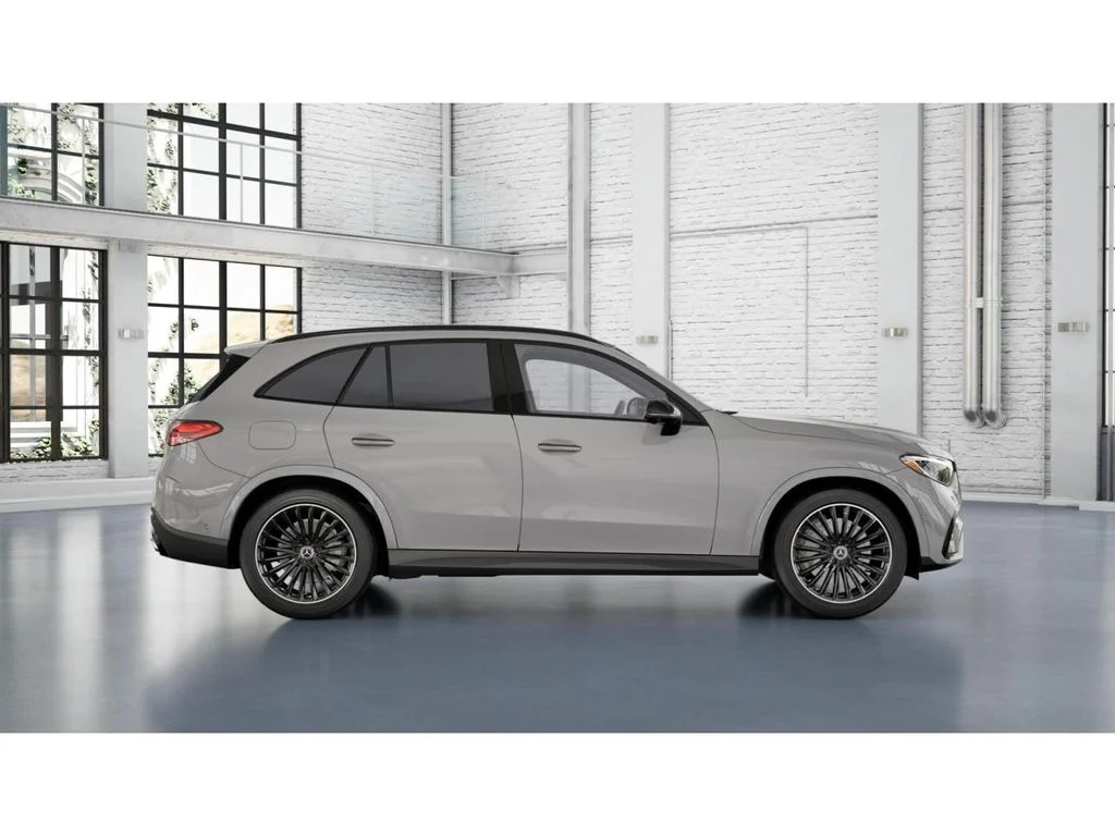 New 2027 White Mercedes-Benz GLC 300 image 2