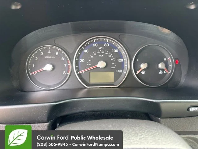 Used 2012 Frost White Pearl Hyundai  image 18