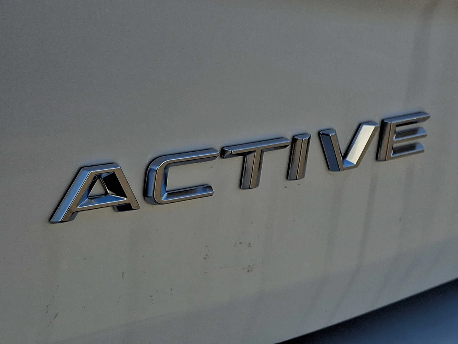 New 2026 Star White Metallic Tri-Coat Ford MAX Active image 15