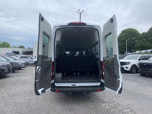 New 2026 White Ford Passenger Van XLT image 9