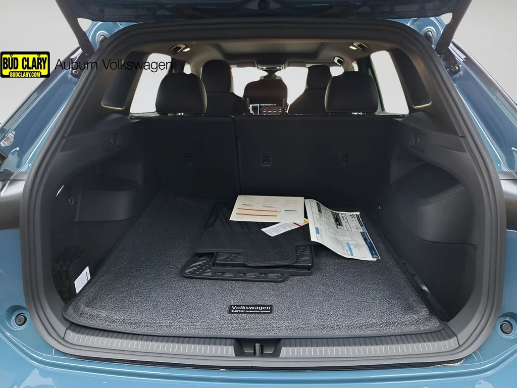 New 2025 Blue Volkswagen 2.0T SE R-Line Black image 30