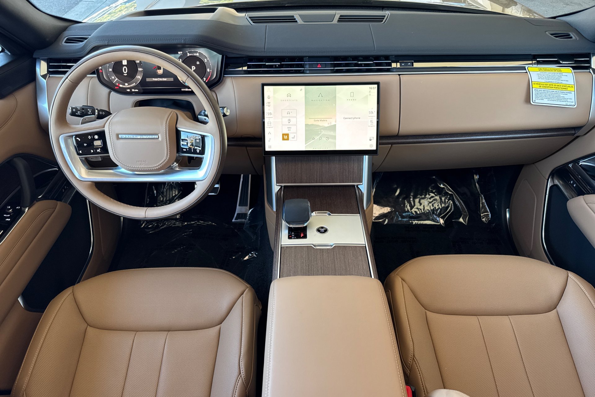 New 2026 Batumi Gold Land Rover SE image 3