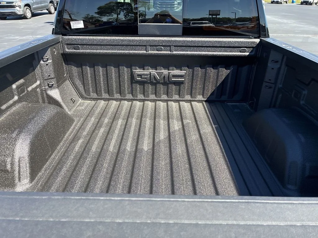 New 2026 Onyx Black GMC SLT image 21