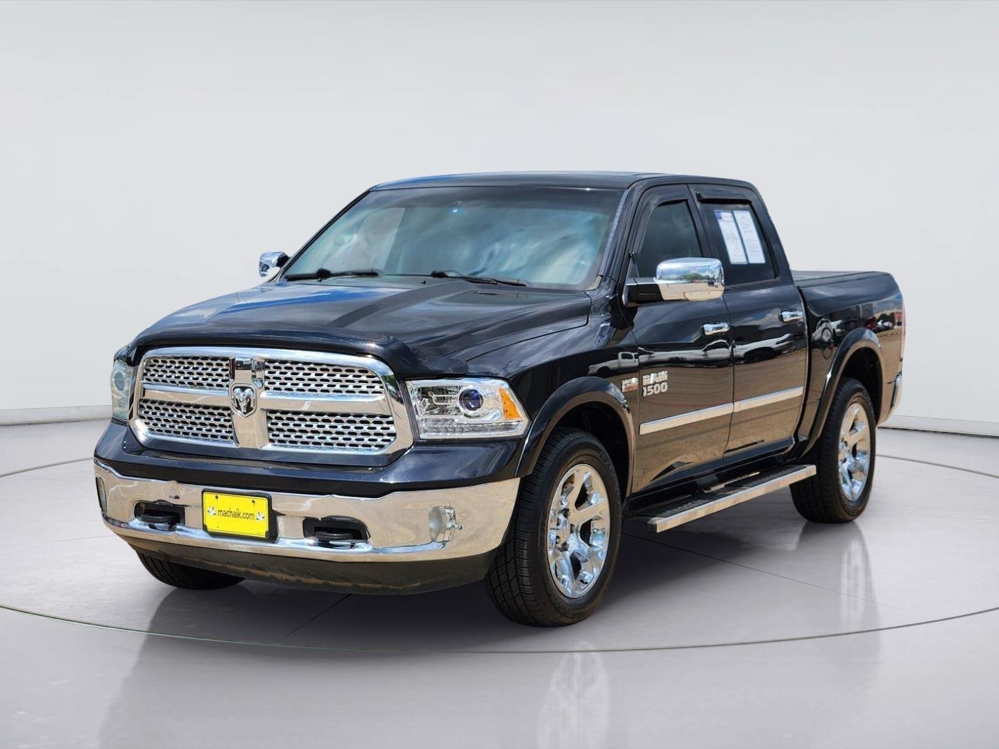 Used 2016 Brilliant Black Crystal Pearlcoat Ram Laramie image 3