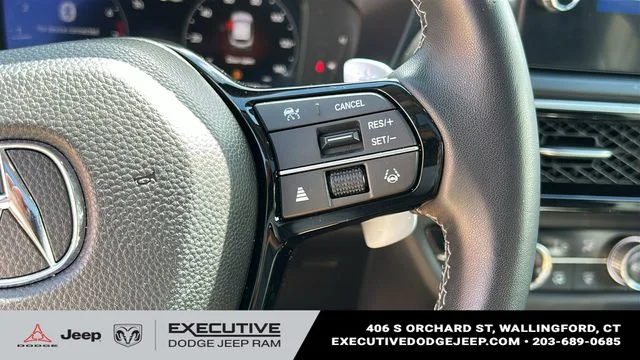 Used 2025  Acura Base image 14