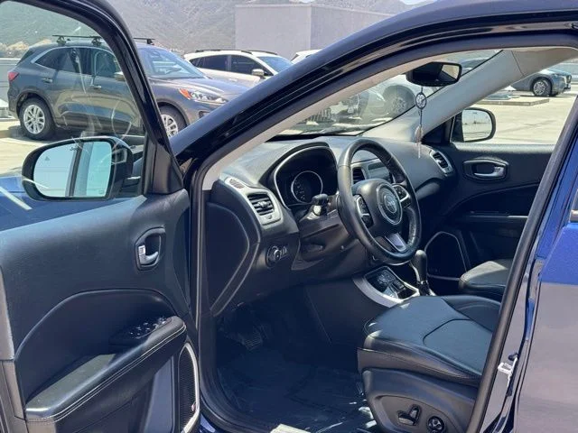 Used 2019 Blue Jeep Limited image 9