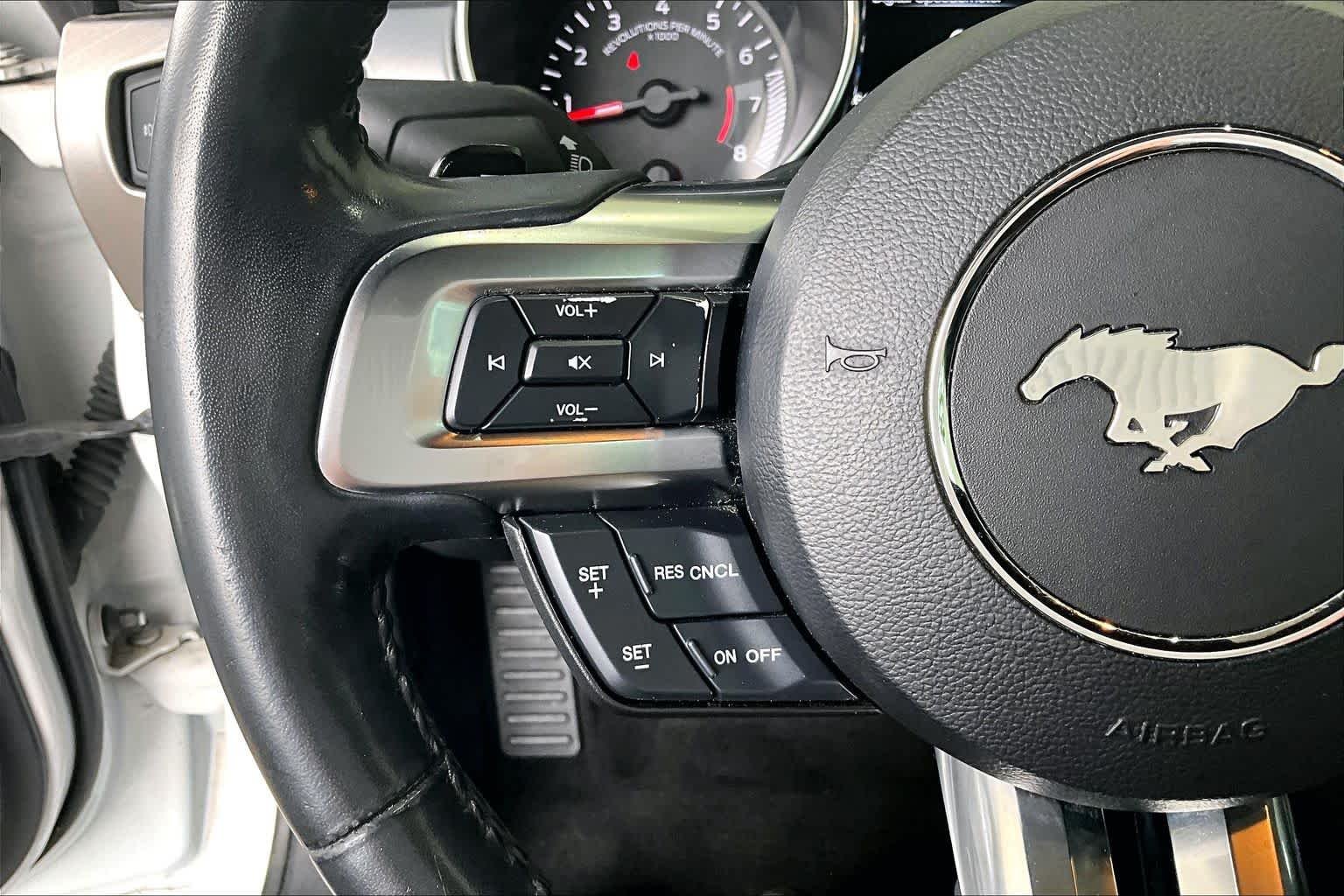 Used 2018 Oxford White Ford EcoBoost Premium image 21