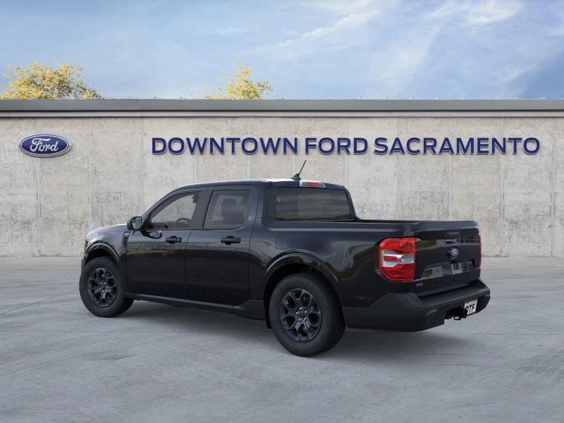 New 2026 Shadow Black Ford XLT image 5