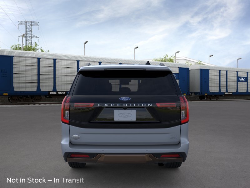 New 2026 Glacier Gray Metallic Tri-Coat Ford MAX King Ranch® image 5