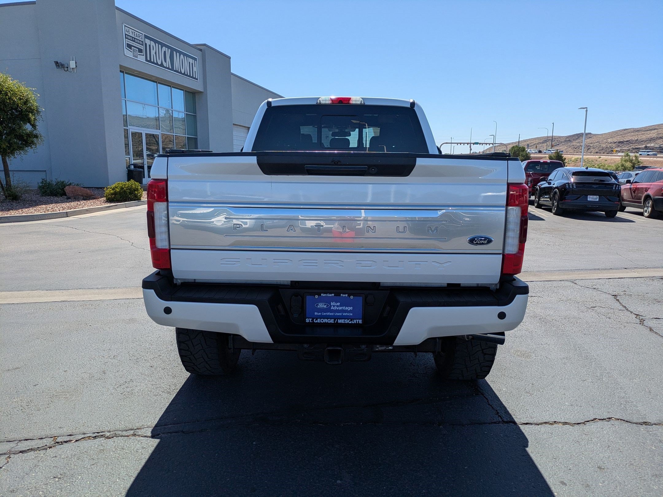 Used 2019 White Platinum Clearcoat Metallic Ford Platinum image 4