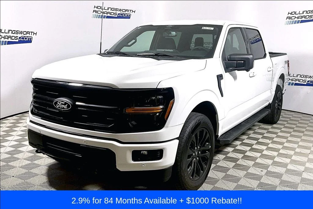 New 2026 Oxford White Ford XLT image 1