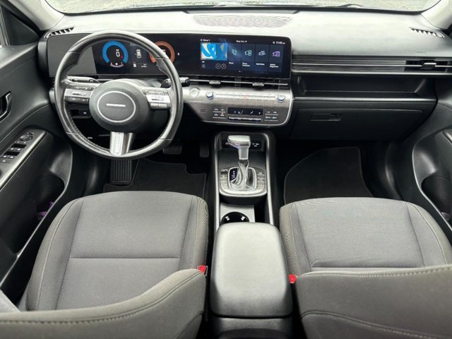 2025 Hyundai Kona SEL - Photo 11