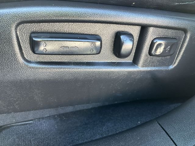 Used 2013  Acura 3.7L image 16