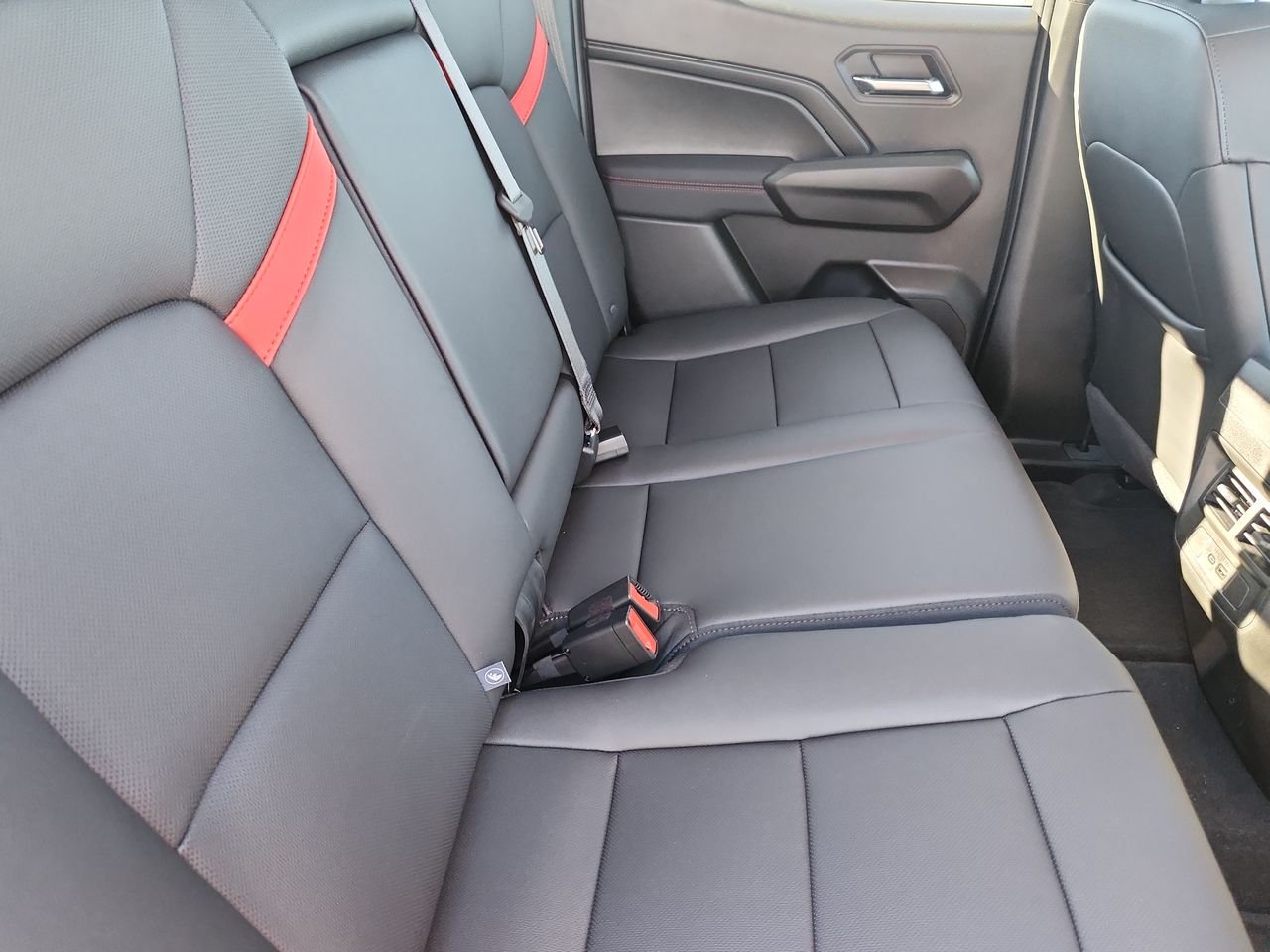 2026 Chevrolet Colorado Z71 - Photo 64