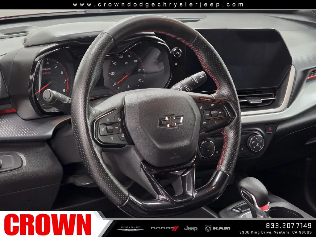 Used 2025 Red Chevrolet 1RS image 22