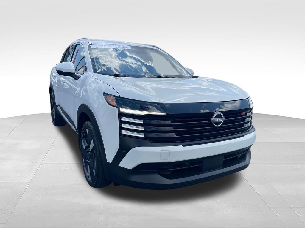 Used 2025 White Nissan SR image 7