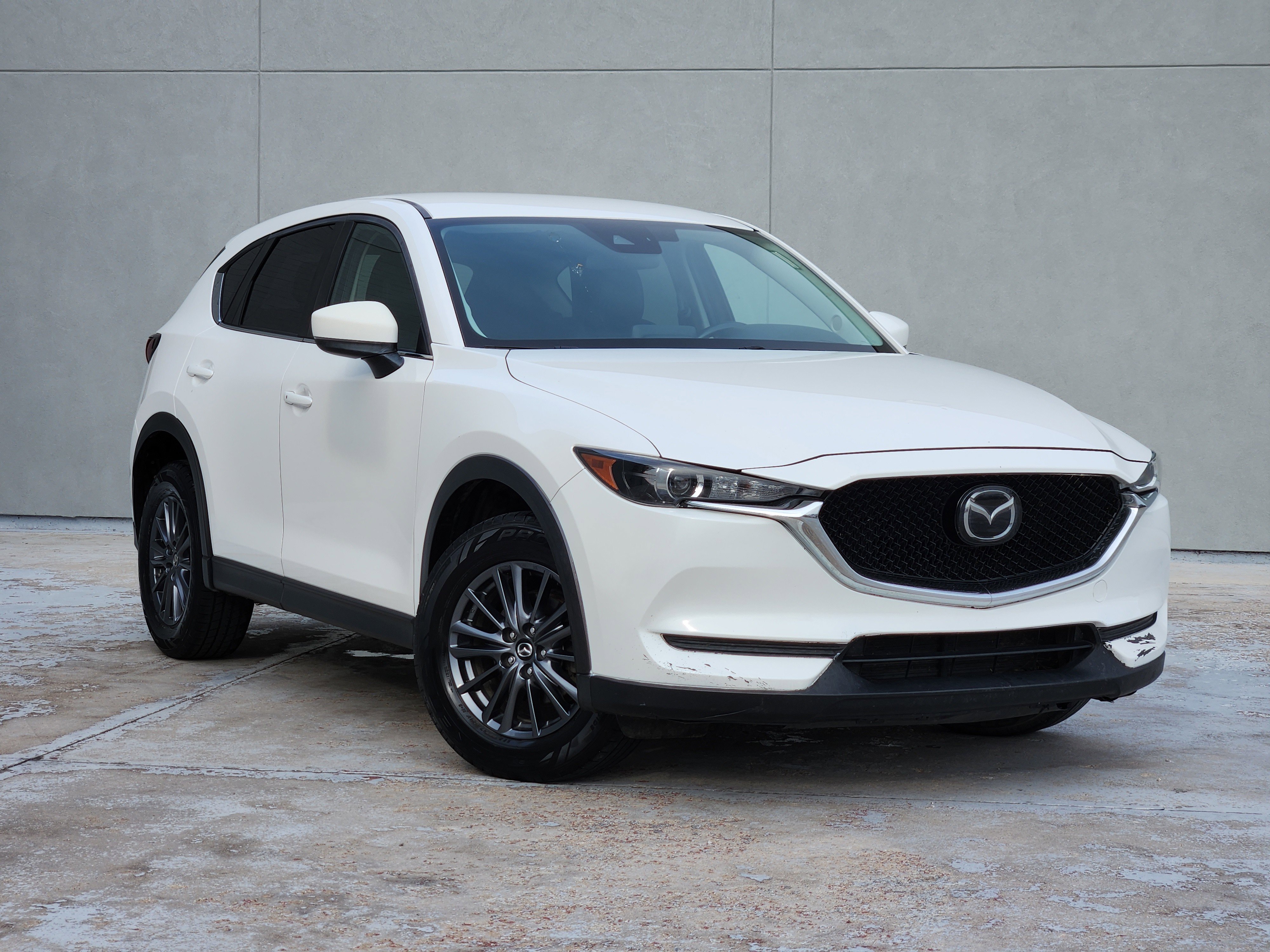 2020 Mazda CX-5 Touring Auto's photo