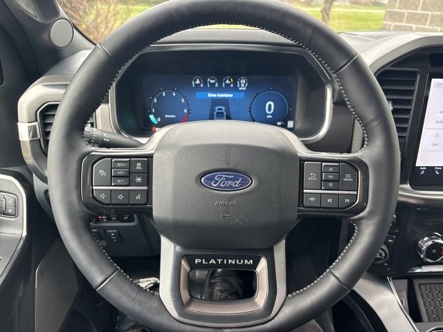New 2026 Star White Metallic Tri-Coat Ford Platinum® image 20