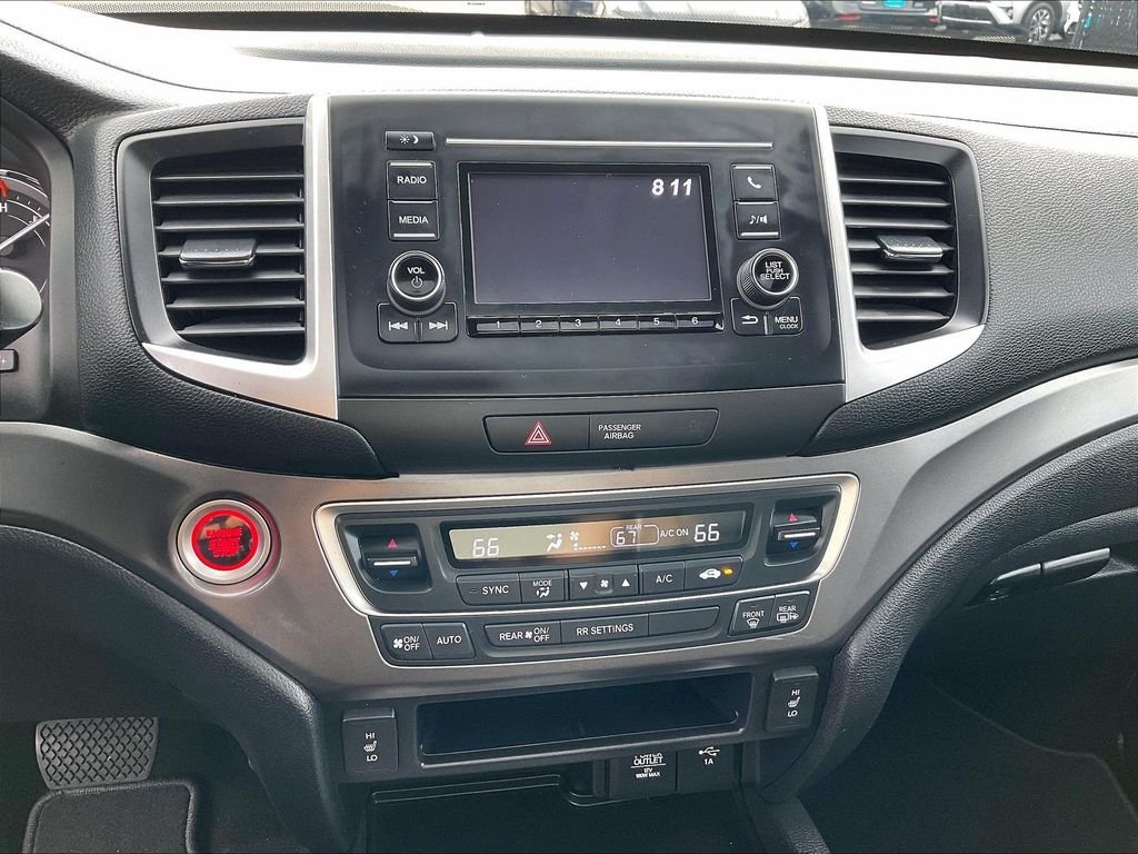 Used 2019 Gray Honda RTL image 26