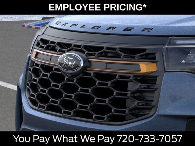 New 2026 Vapor Blue Metallic Ford Tremor® image 17