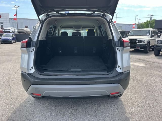 2023 Nissan Rogue SV - Photo 12